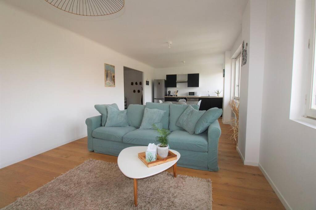 Joli Appartement Au Calme Lay-Saint-Christophe Dış mekan fotoğraf